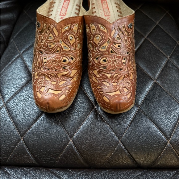 PIKOLINOS Tan Leather Embroidered Mules Women’s Sz 37EU SZ 7US - Picture 1 of 6